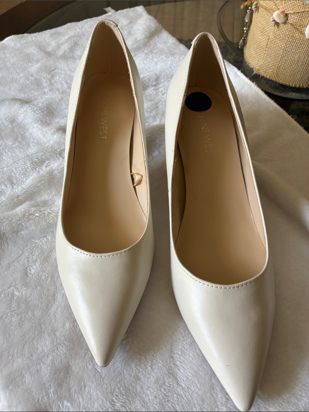 Nine West Cream Pointed-Toe Women's Pumps